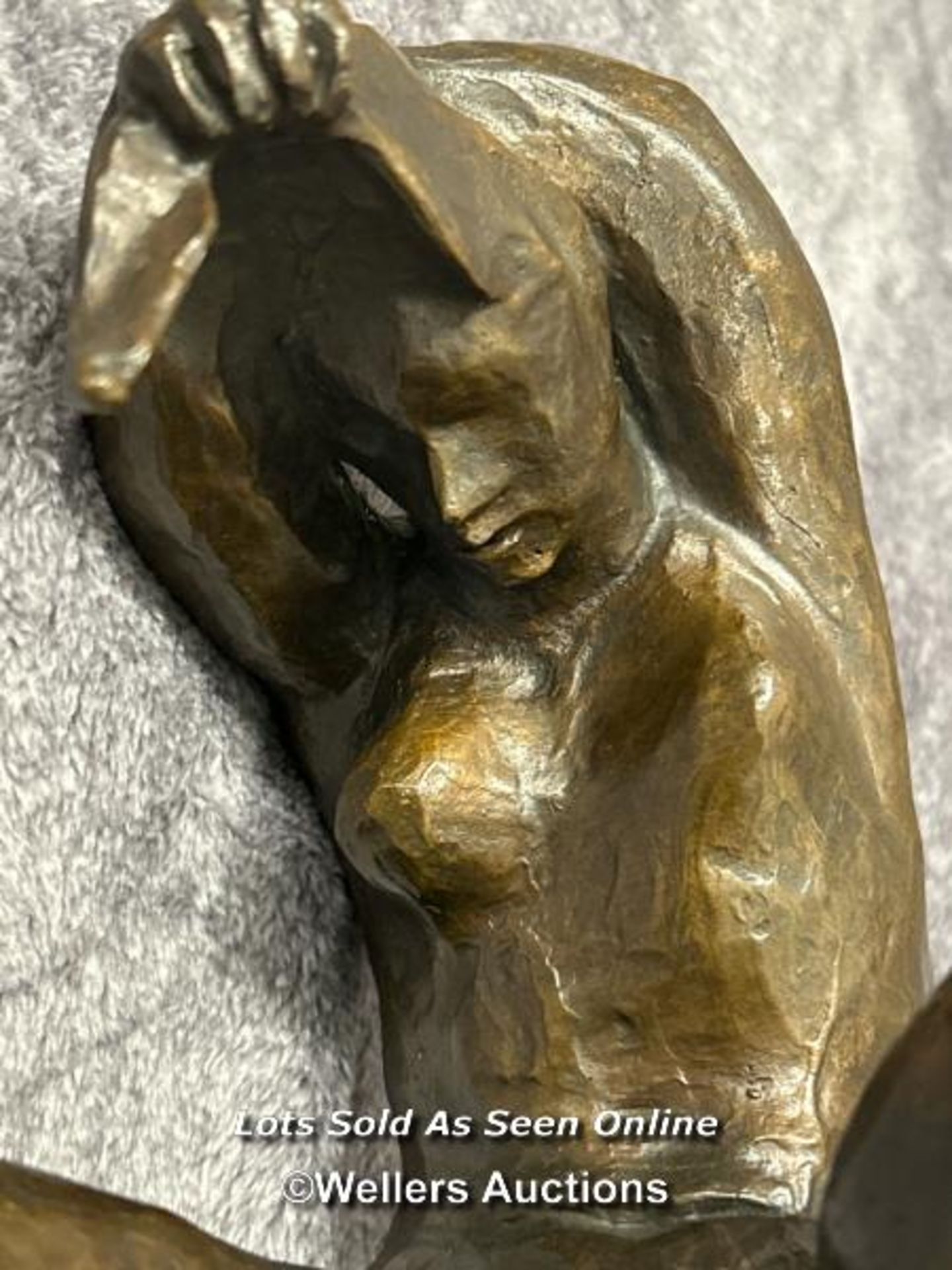Michael Ayrton (1921-1975) patinated bronze sculpture 'Girl wringing out her hair', 26cm high - Image 4 of 5