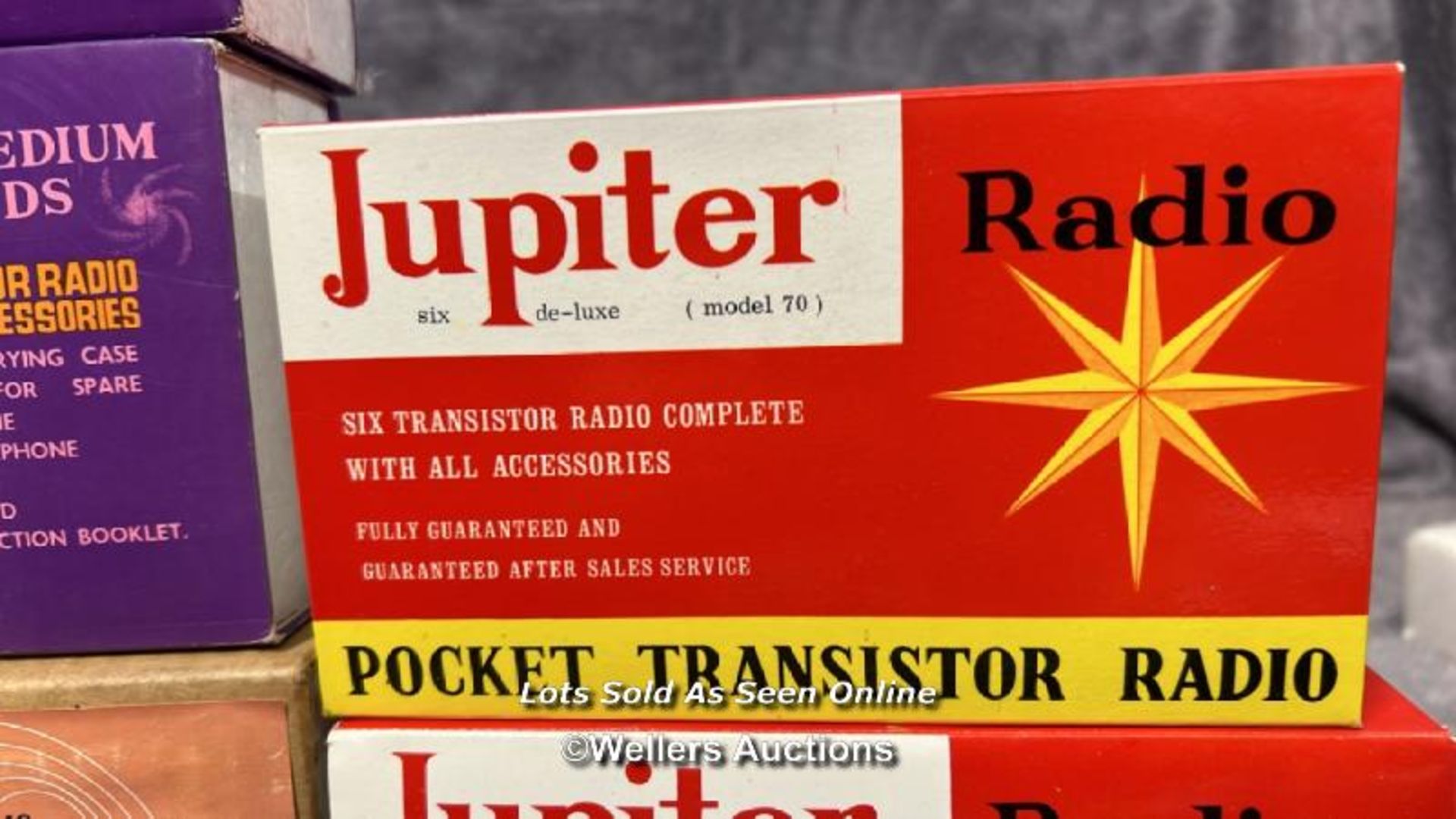 Seven vintage boxed transister radios including Saturn, Jupiter and Retra, from the private - Image 7 of 8
