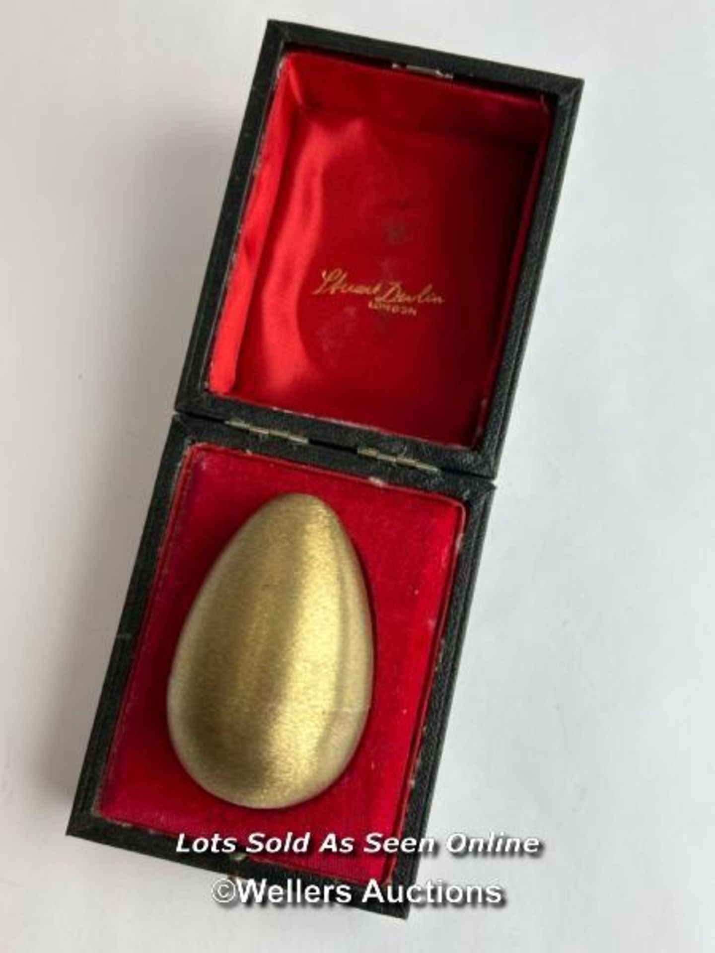 A hallmarked silver gilt egg Stuart Devlin, London 1973, nursery rhyme collection.Opening to - Image 3 of 6