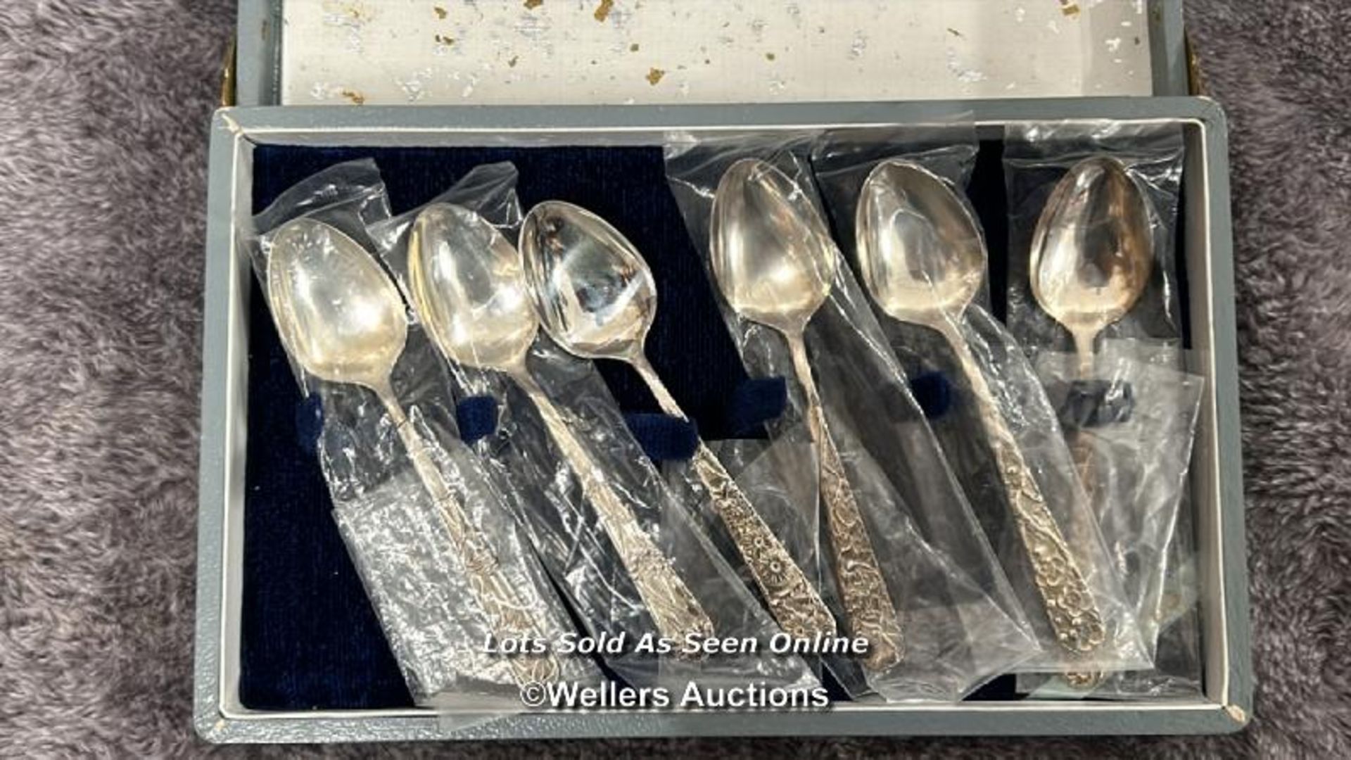 Four sets of boxed WMF cake forks and tea spoons with one other set of teaspoons / AN20 - Bild 6 aus 7