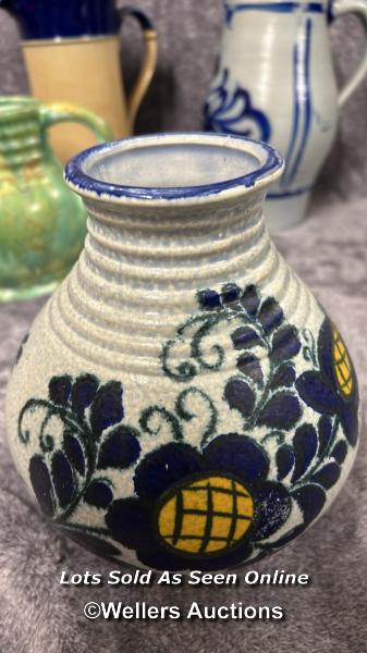 Six assorted pottery jugs including Royal Doulton / AN7 - Bild 6 aus 13