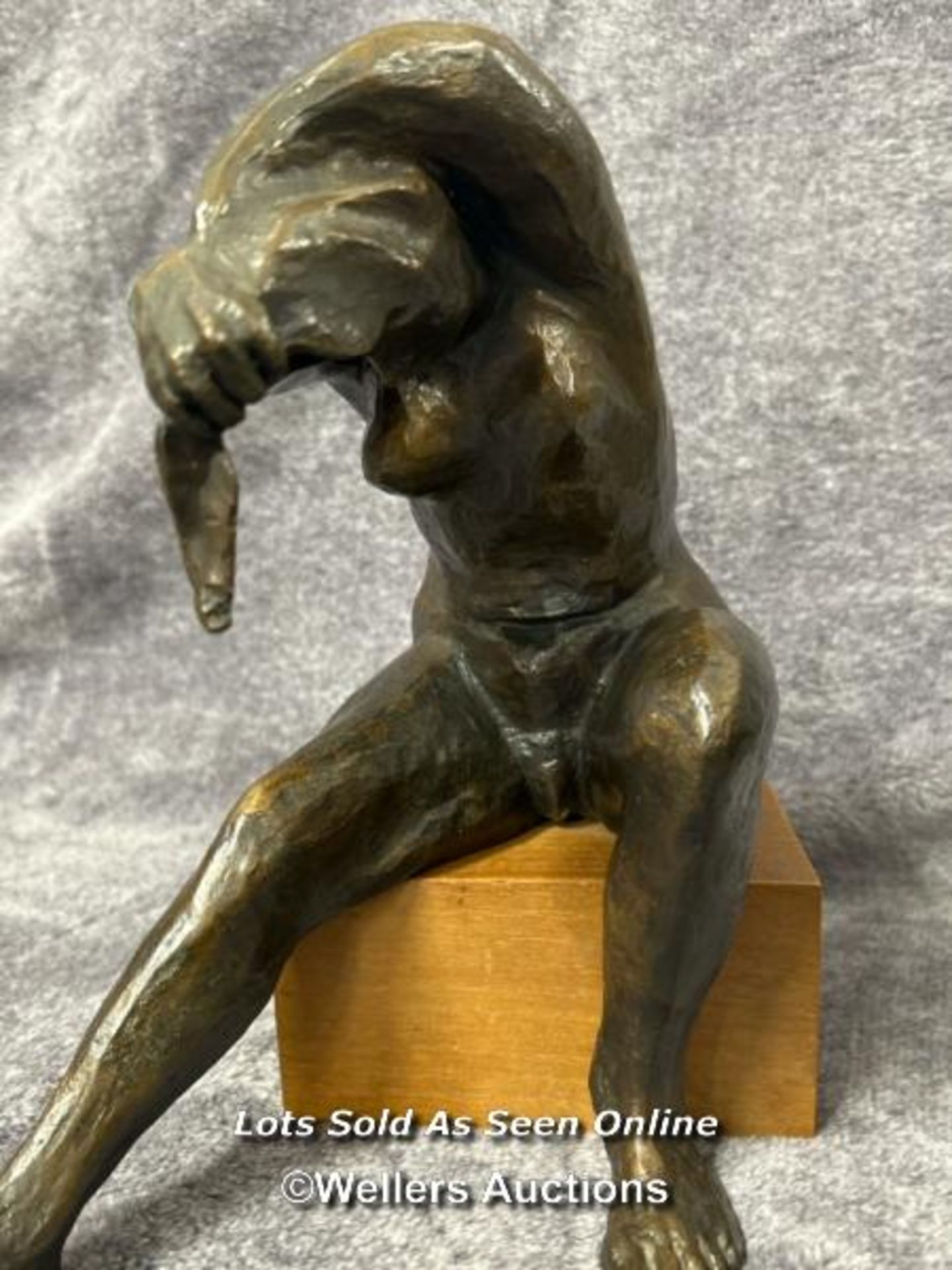 Michael Ayrton (1921-1975) patinated bronze sculpture 'Girl wringing out her hair', 26cm high - Image 3 of 5