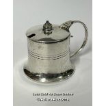 Silver mustard pot with blue glass liner, hallmarked Sheffield 1940, silver weight 202.5g / SF