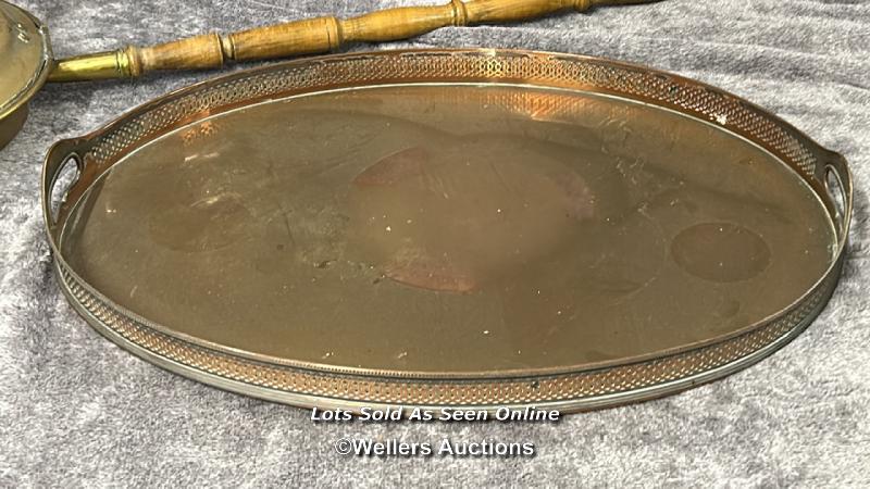 Assorted copper & brass ware including hunting horn, large tray (61.5cm wide), pot and two bed - Image 6 of 10