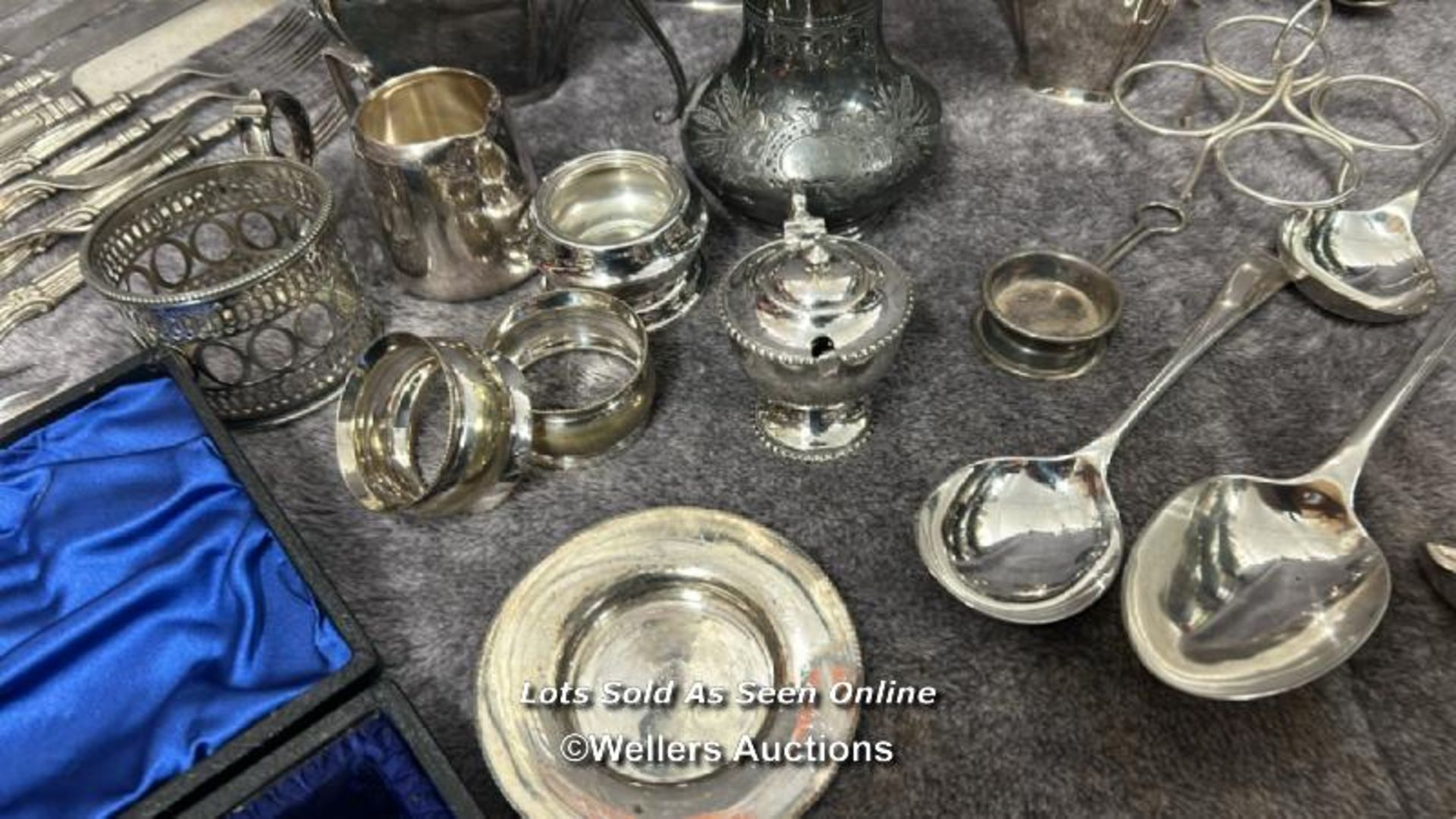 Large collection of silver plate including cuttlery / AN42 - Image 3 of 11