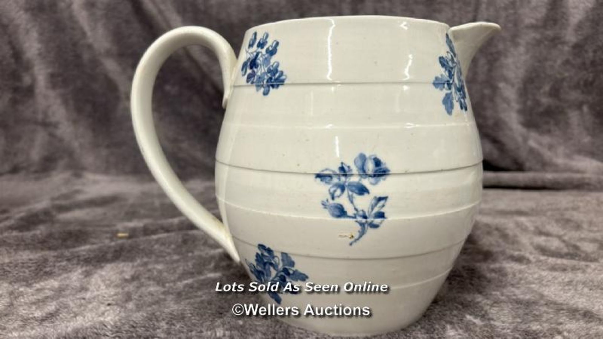 Two William Whiteley Queen Victoria longest reign mugs with one Royal Doulton King Edward VII mug - Image 9 of 10