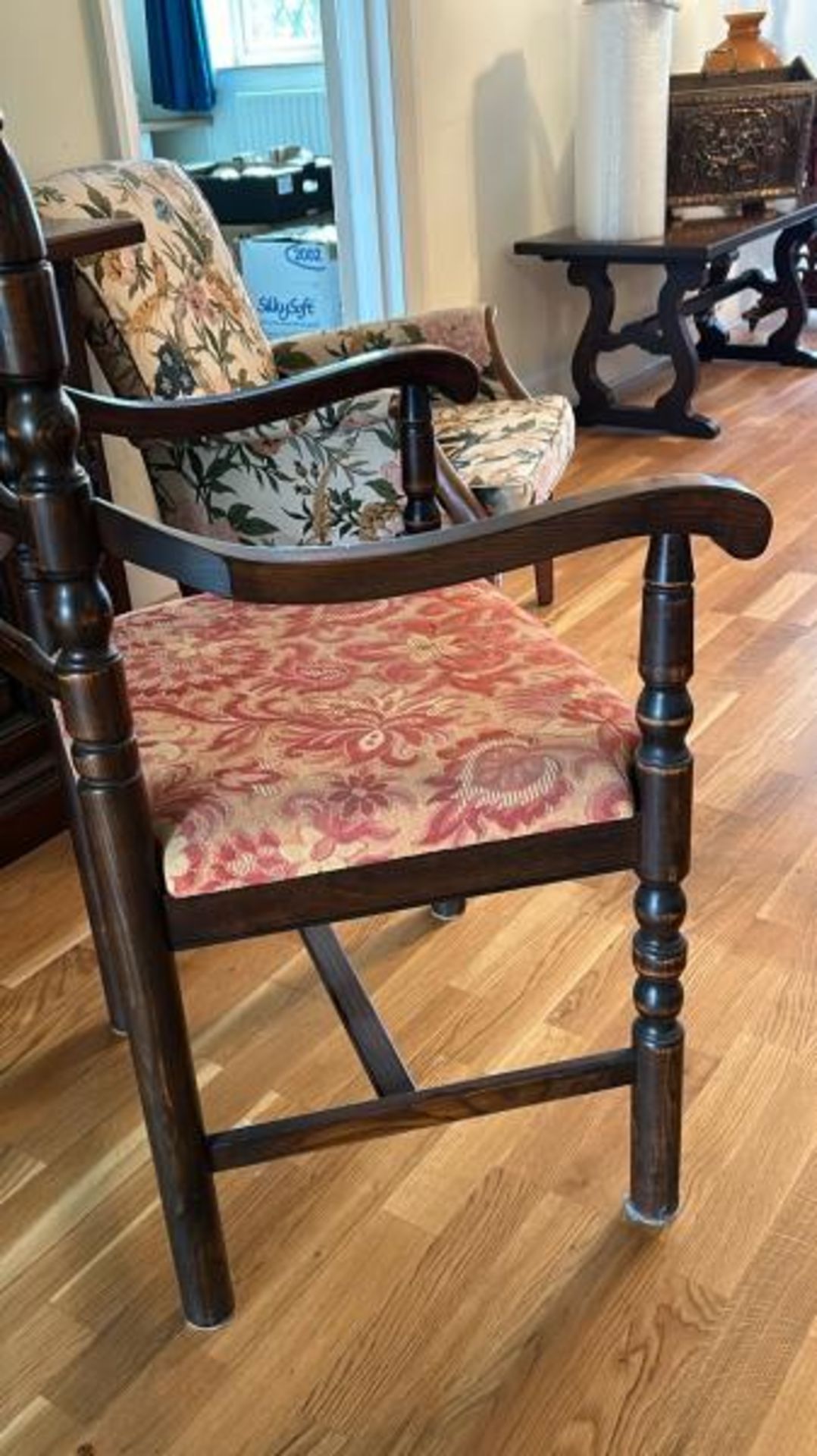 Matching set of four mahogany ladder back chairs, 51 x 46 x 94cm and two elbow chairs 57 x 54 x 94cm - Image 8 of 11