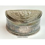 Indian white metal ornate snuff box, 6cm wide, 48g / SF