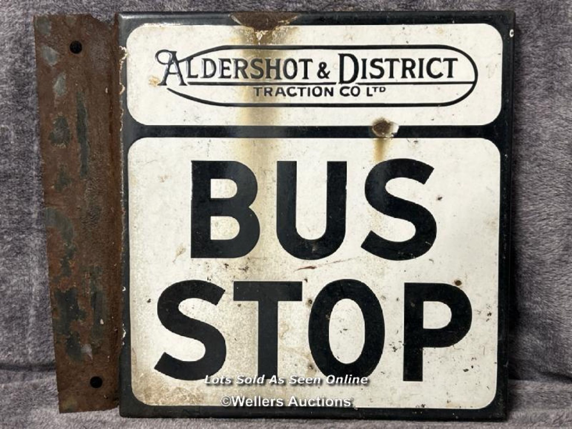 Enamel Aldershot & District Traction Co Ltd double sided Bus Stop sign, 36x32cm / AN24 - Bild 2 aus 2