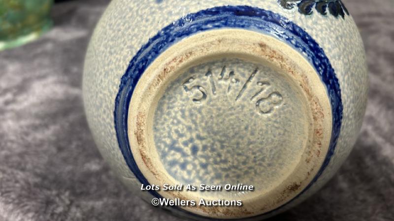 Six assorted pottery jugs including Royal Doulton / AN7 - Bild 7 aus 13