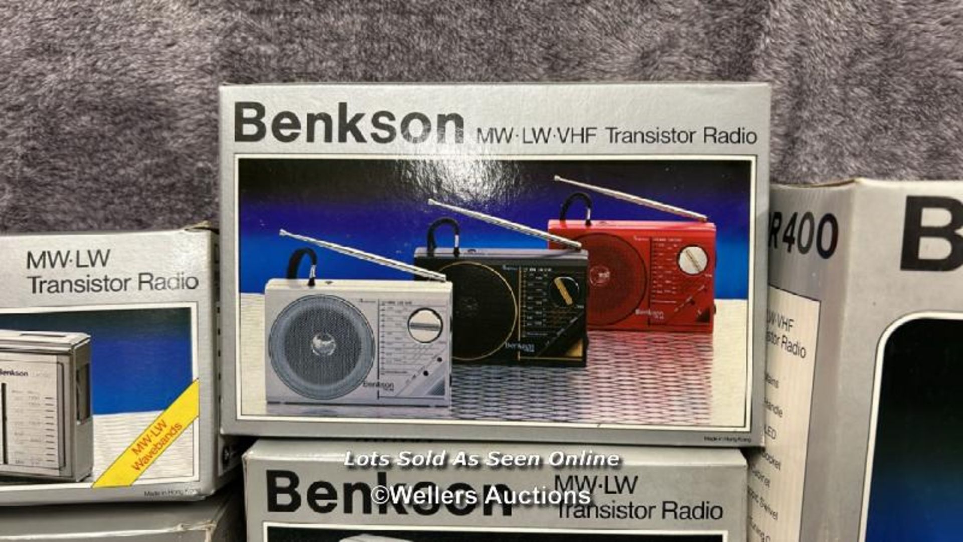 Seven boxed vintage Benkson radios, from the private collection of the founder of Benkson - Image 4 of 7