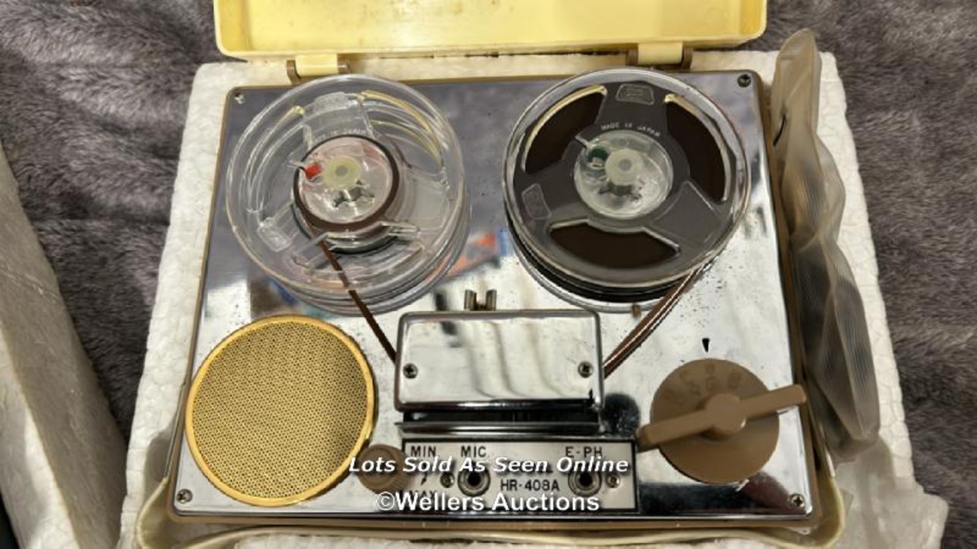 Three vintage Benkson tape recorders including de-luxe model 21, from the private collection of - Image 3 of 5