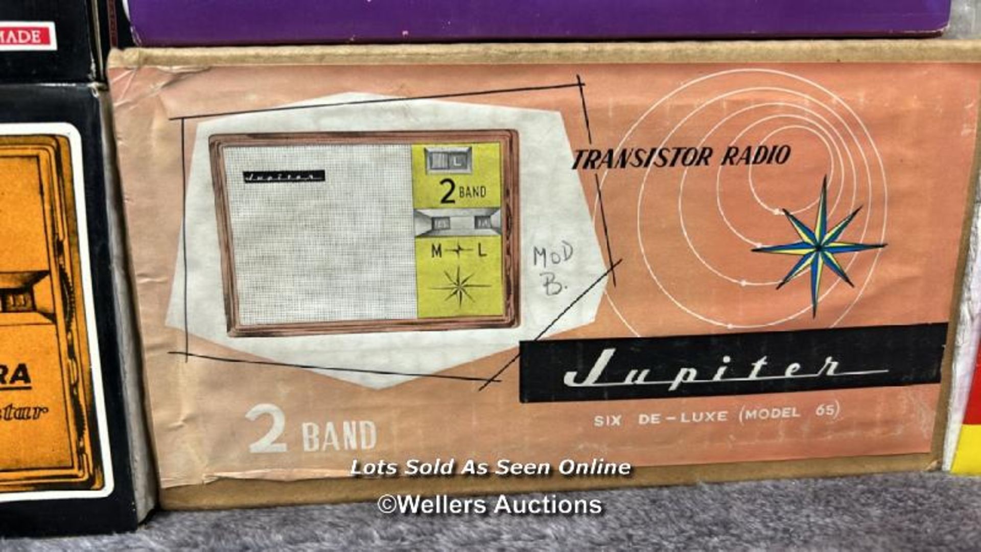 Seven vintage boxed transister radios including Saturn, Jupiter and Retra, from the private - Image 4 of 8