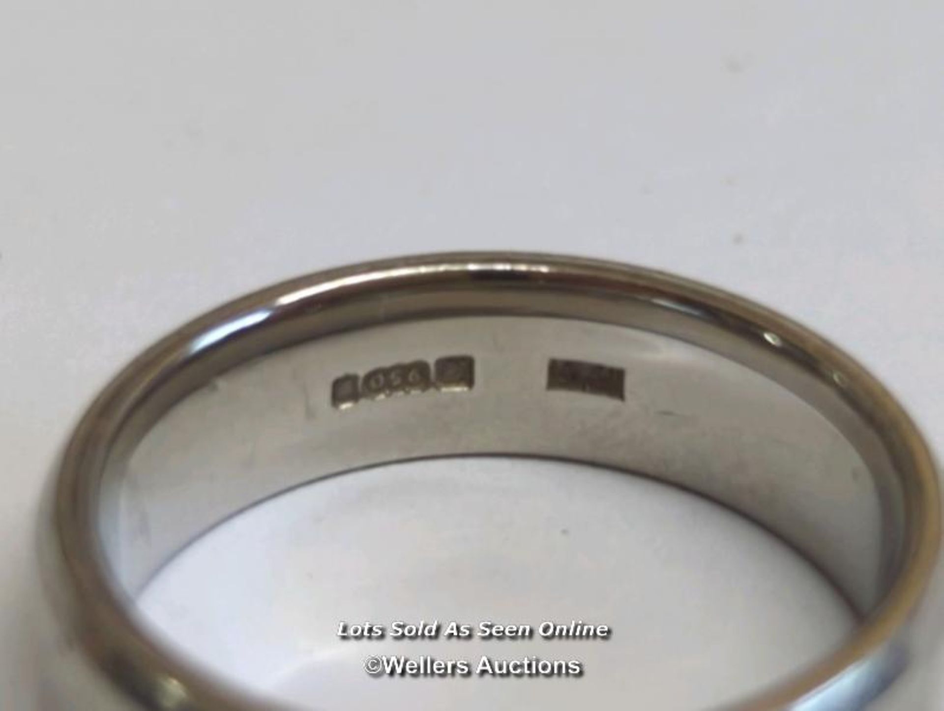 Palladium wedding ring, size Q, width 6mm, gross weight 7.35g / SF - Image 2 of 3