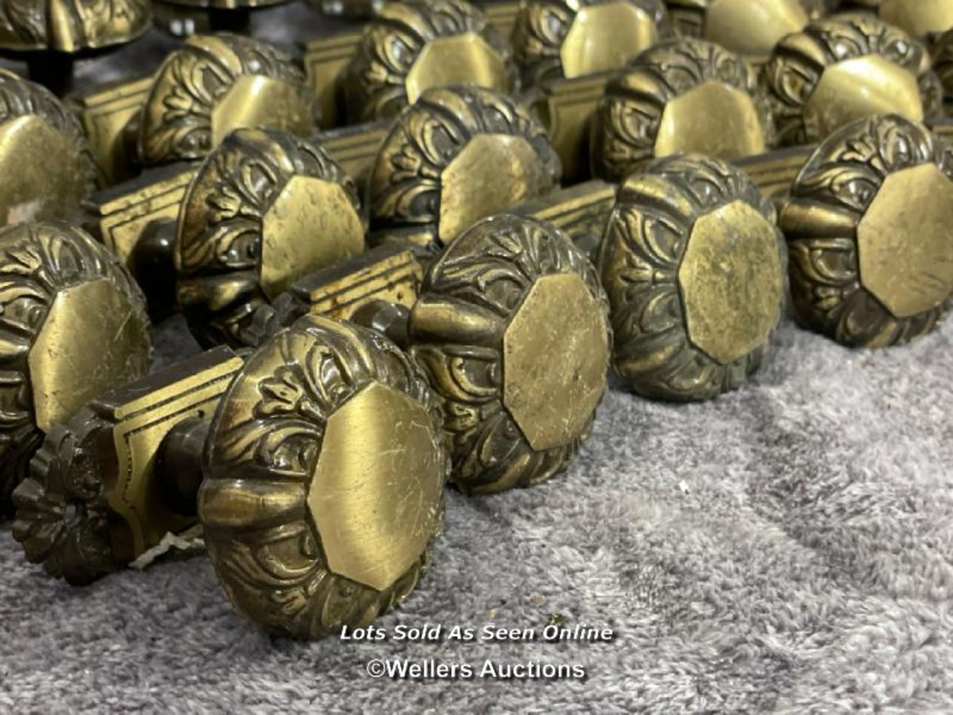 Thirty-five brass door handles with octagonal centrepiece surrounded by floral design edging, 5. - Image 4 of 5