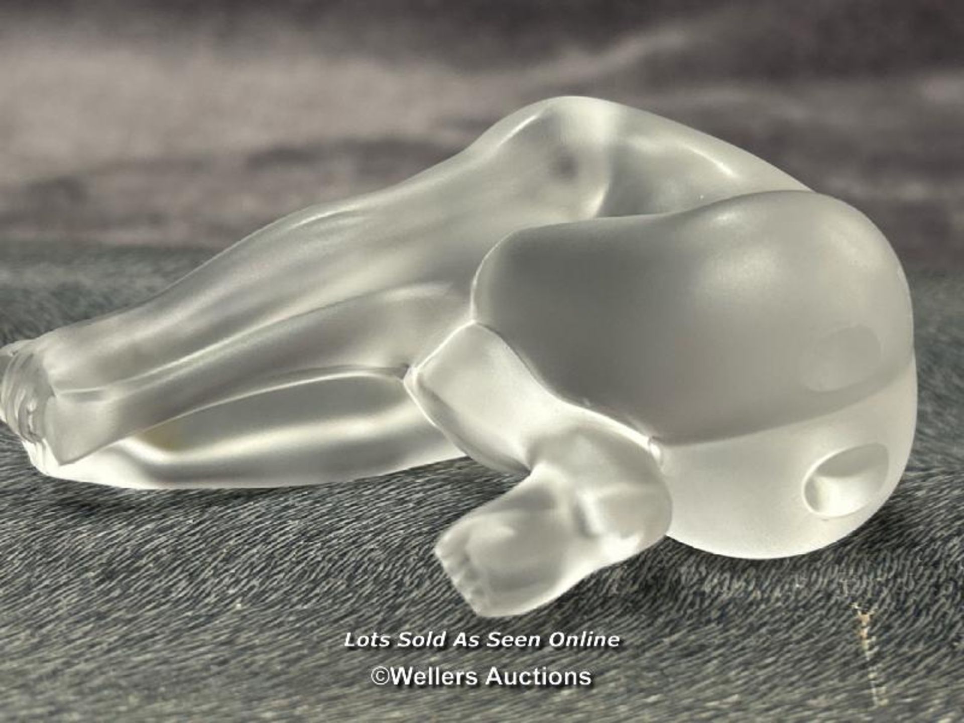 Lalique frosted crystal figurine 'Nude Temptation', 7cm high, signed / AN2 - Image 4 of 5
