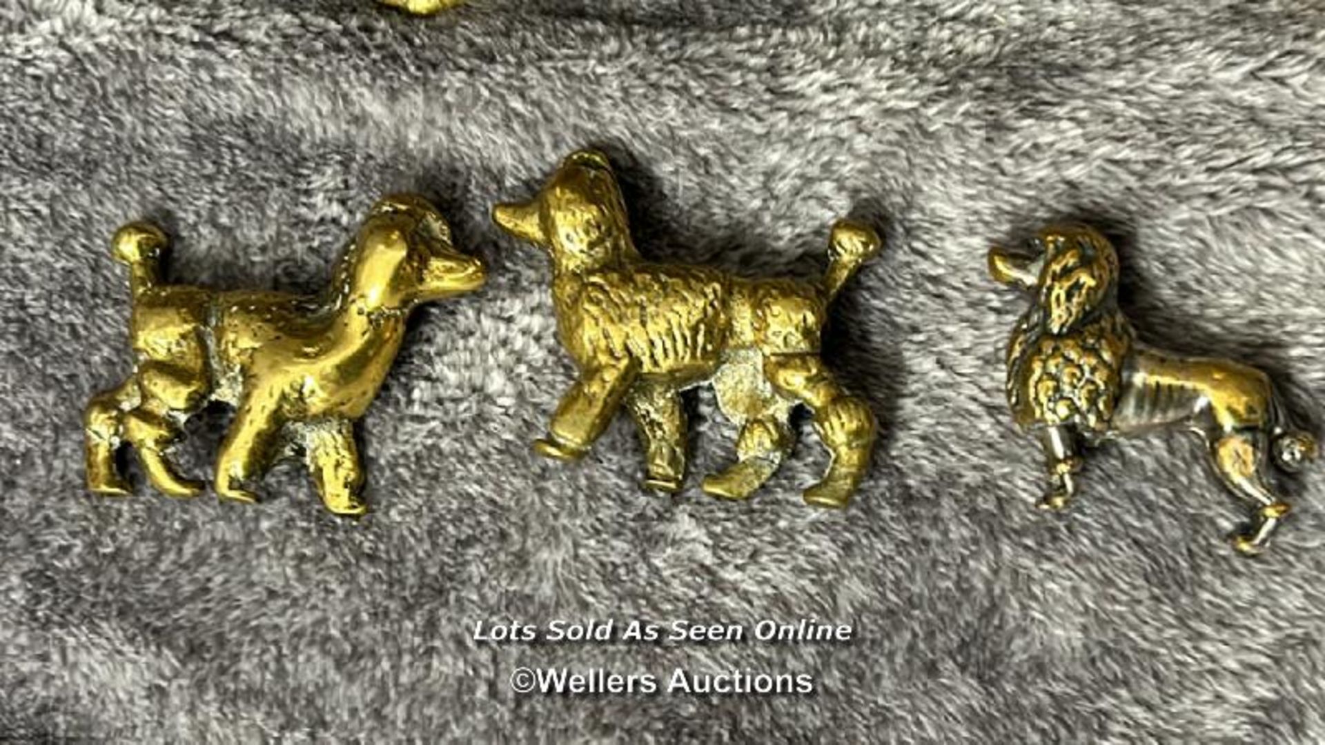 Brass Bulldog 15cm high with three small brass poodles and African stlye brass pendant / AN3 - Image 2 of 3