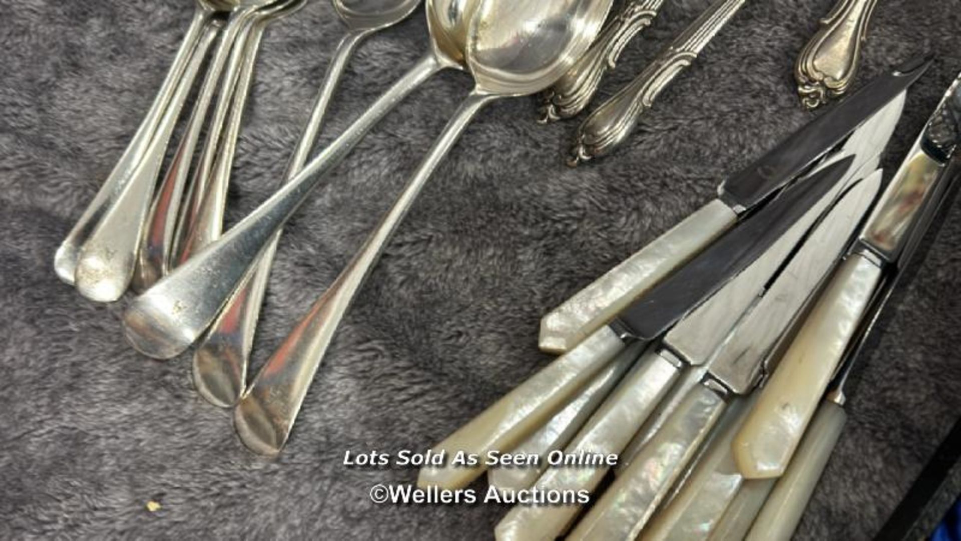Large collection of silver plate including cuttlery / AN42 - Image 10 of 11