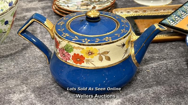 Assorted ceramics including Chapelle Paris teapot, milk jug and sugar bowl, Ironstone wash basin and - Image 8 of 14