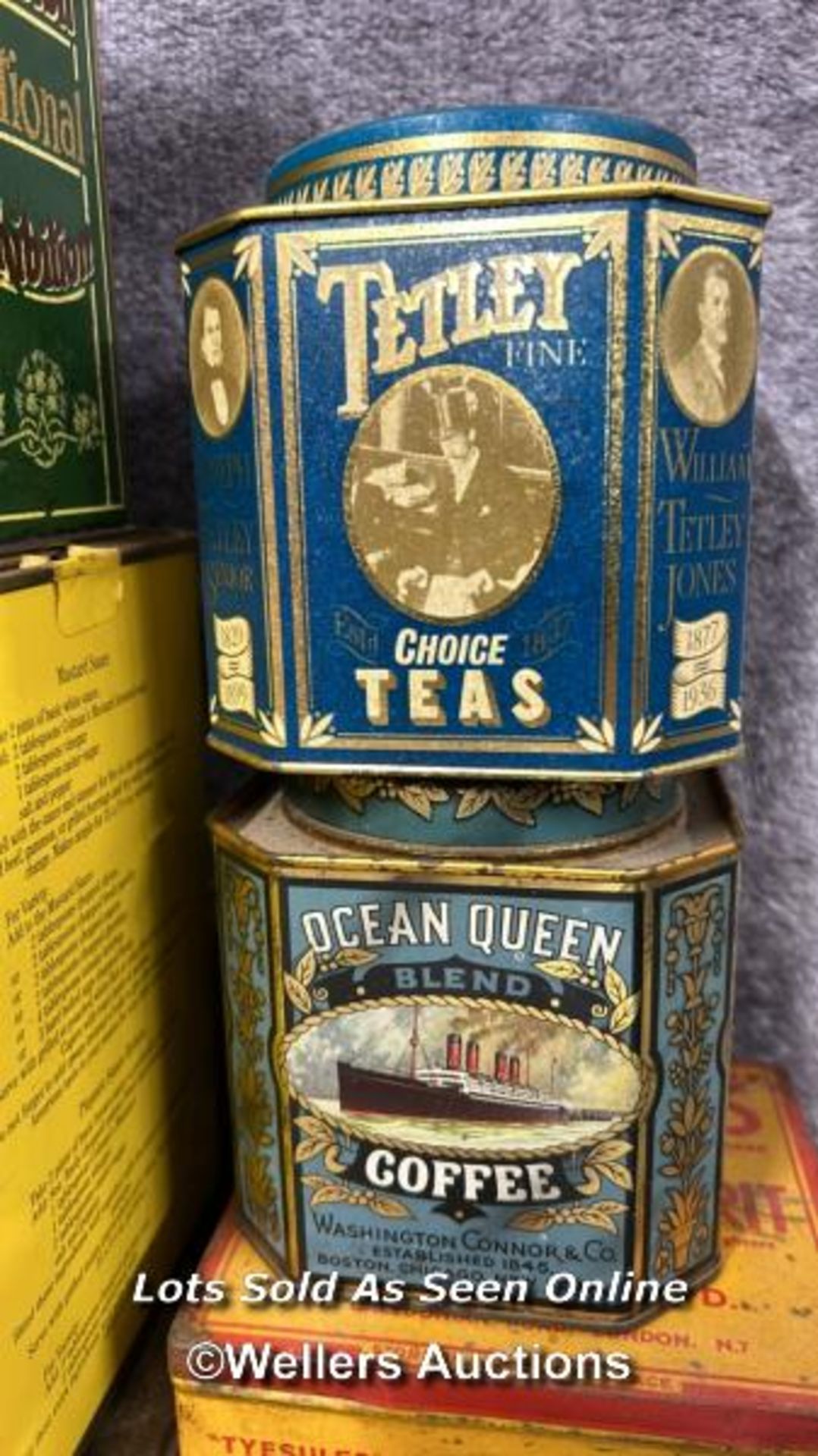 Assorted vintage tins including Sovereign Creamy Whirls, Thornton's Toffee, Nosegay Tobacco and - Image 6 of 10
