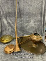 Assorted copper & brass ware including hunting horn, large tray (61.5cm wide), pot and two bed