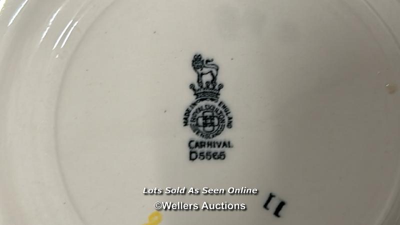Assorted dinner ware including Royal Doulton "Carnival" and Royal Albert / AN10 - Image 6 of 12
