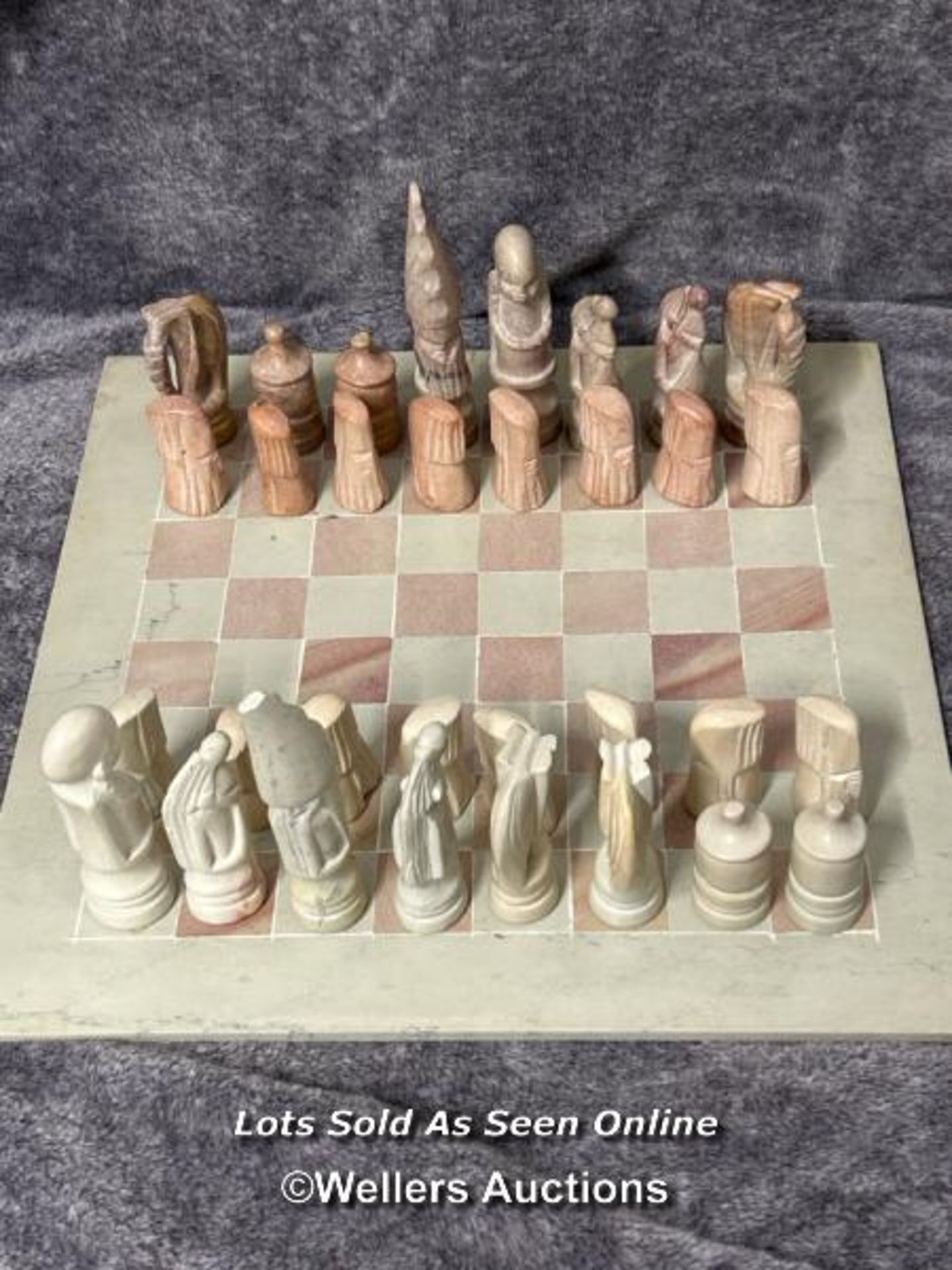 Soapstone chess set, board is 36cm square, complete / AN3