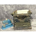 Vintage Underwood typewriter and Vulcan mini sewing machine / AN25