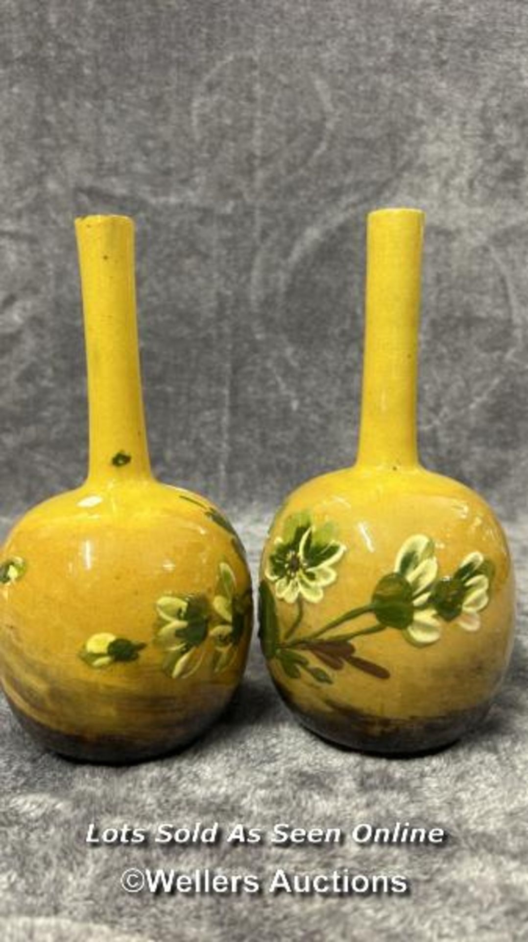 Two pairs of oriental style round based glazed pottery vases, the tallest 24cm high / AN6 - Image 2 of 7