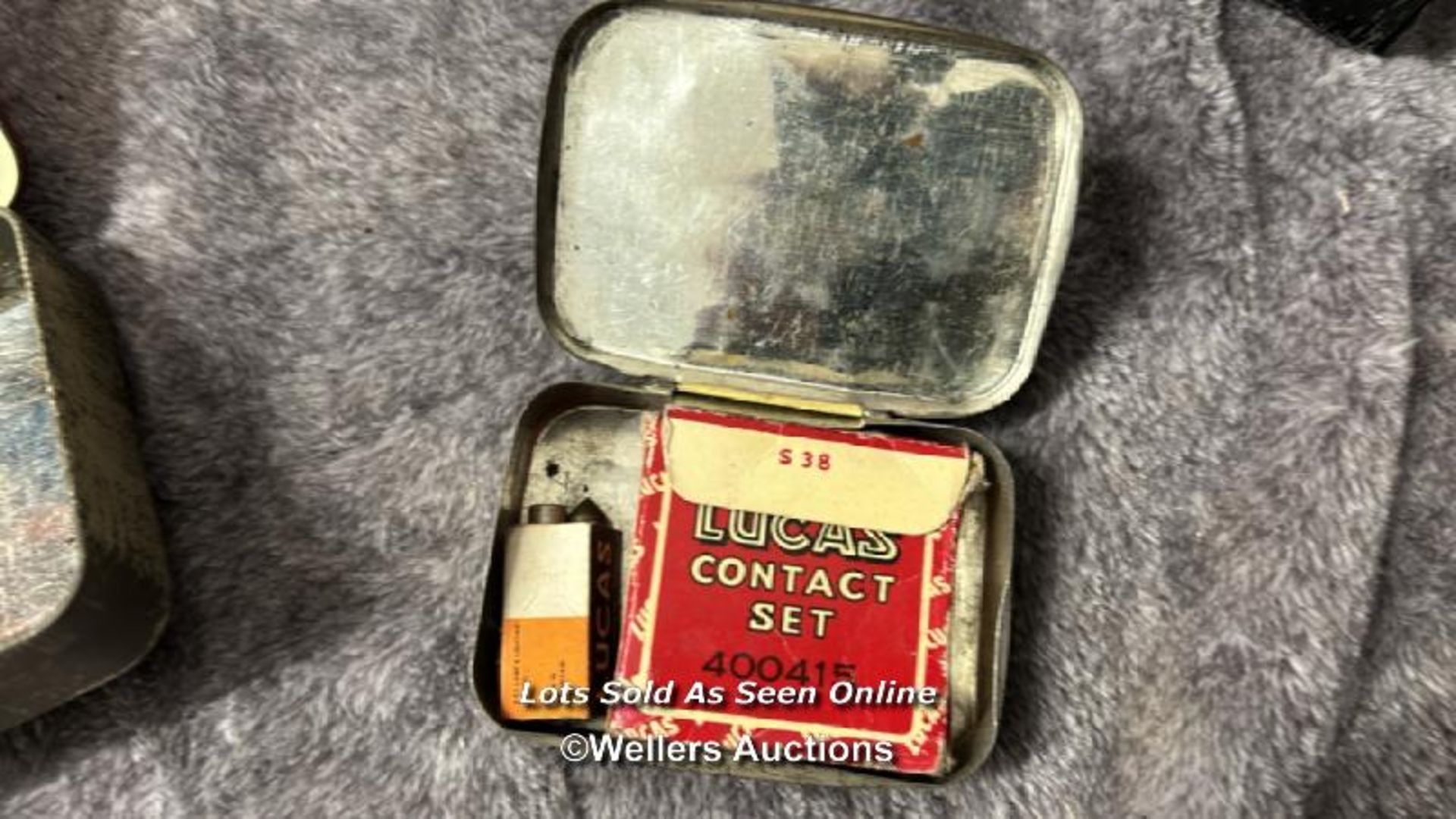 Vintage Readers Digest first aid box with contents, vintage empty Boots first aid kit tin and others - Image 5 of 7