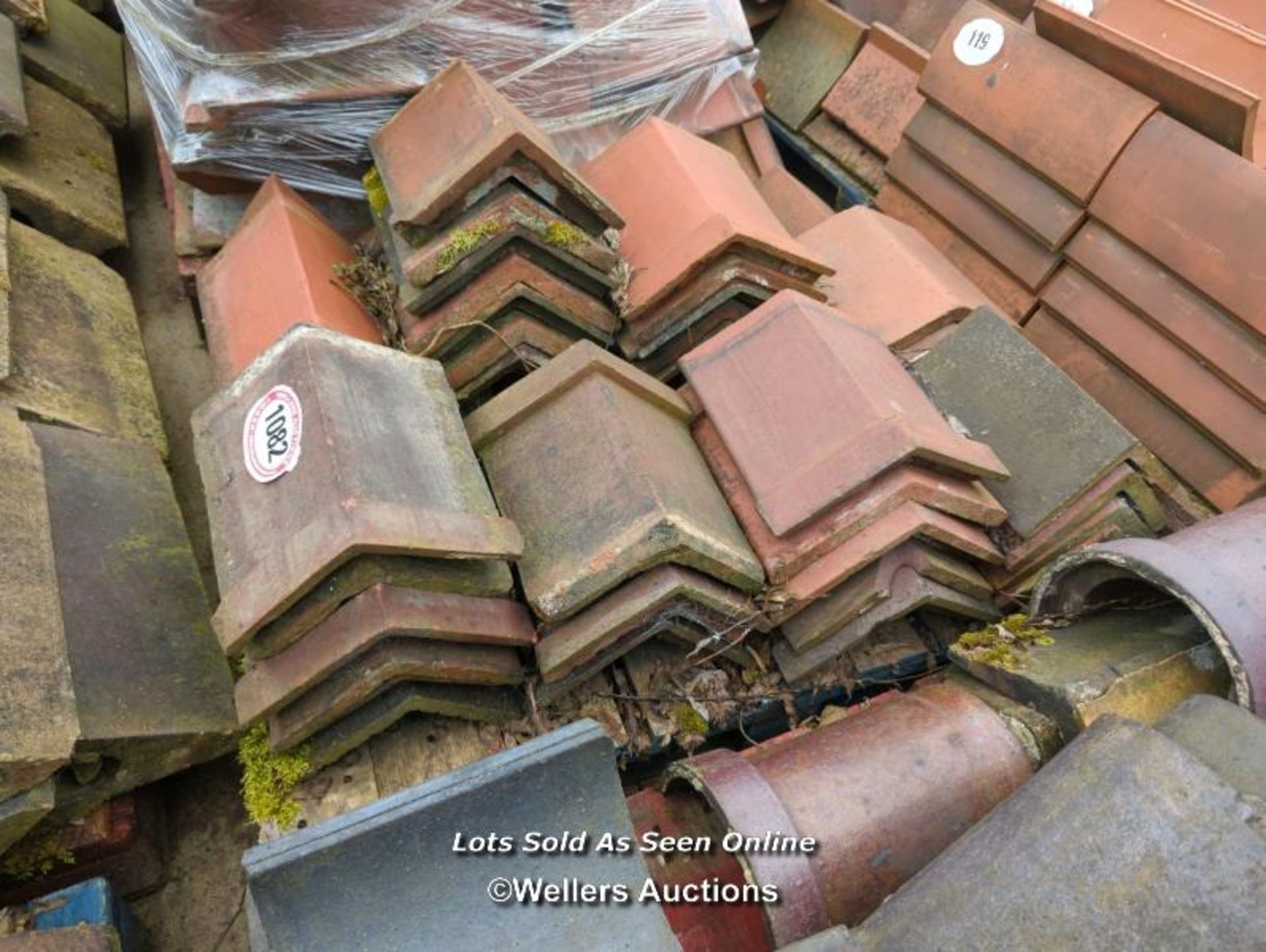 *APPROX X40 ANGLED RIDGE TILES, LARGEST 37CM (L) - Image 2 of 2