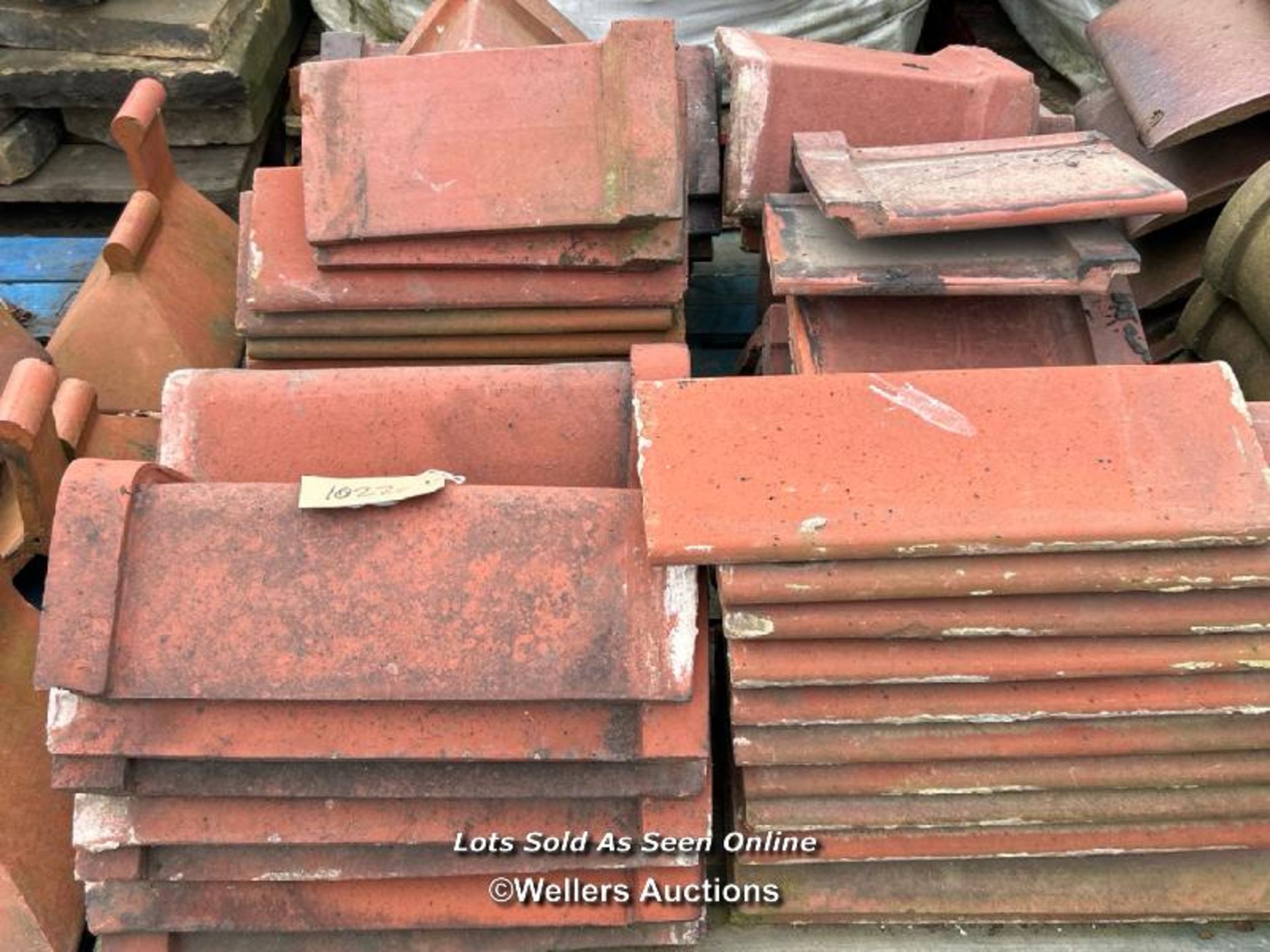 *APPROX X60 ANGLED ROOF TILES, LONGEST 46CM - Image 2 of 2