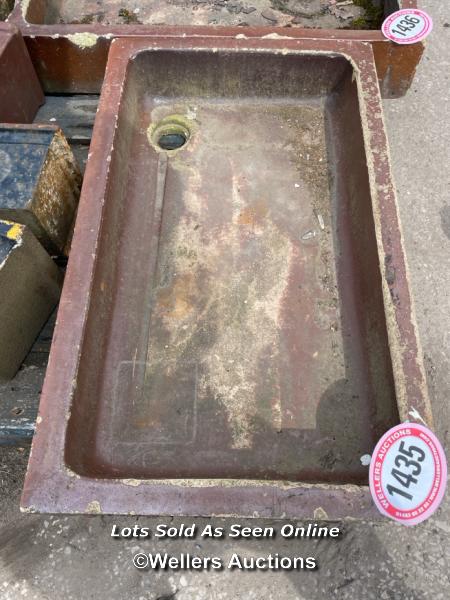 *A SALT GLAZED SINK, 13CM (H) X 76CM (L) X 45.5CM (W) - Image 3 of 3