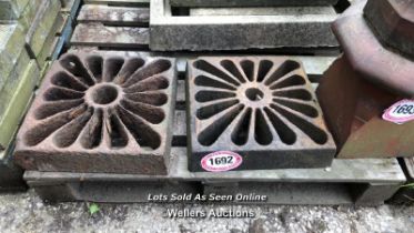 *A VERY SIMILAR A PAIR OF DECORATIVE CAST IRON GRATES, 8CM (H) X 37CM SQUARED