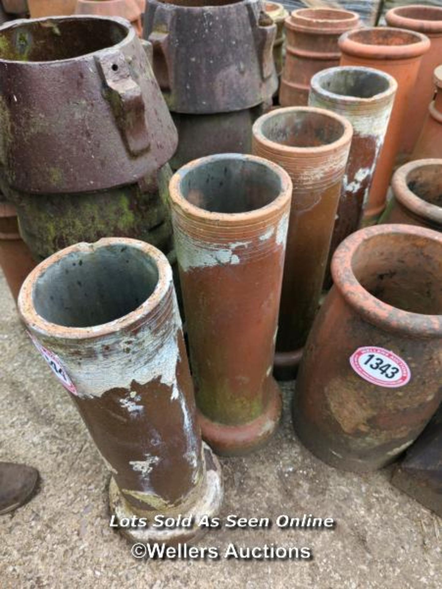 *X4 ASSORTED NARROW COLUN CHIMNEY POTS, TALLEST 68CM (H)