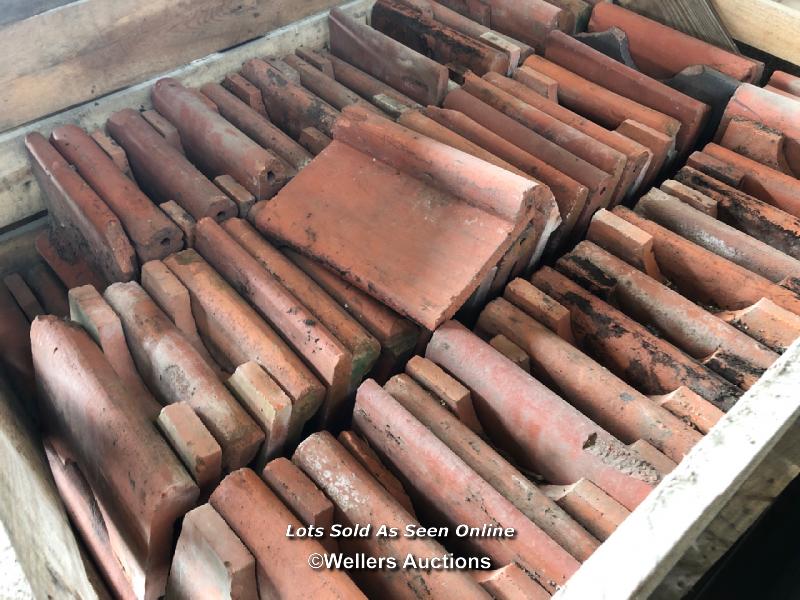 *BOX OF APPROX X160 9" ROLL TOP RED RIDGE TILES - Image 2 of 3