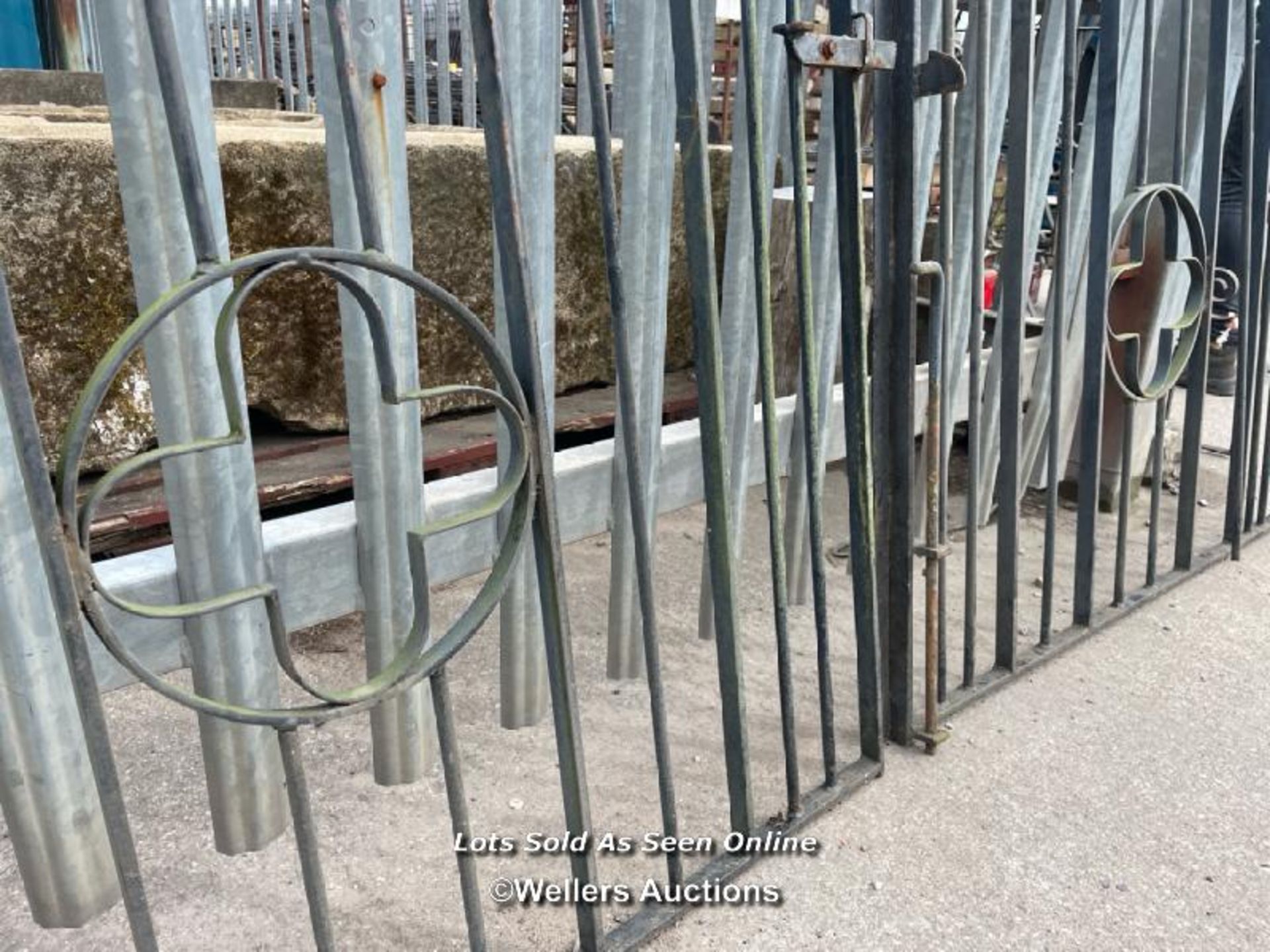 *A PAIR OF WROUGHT IRON GATES, 113CM (H) X 115CM (W) - Image 2 of 3