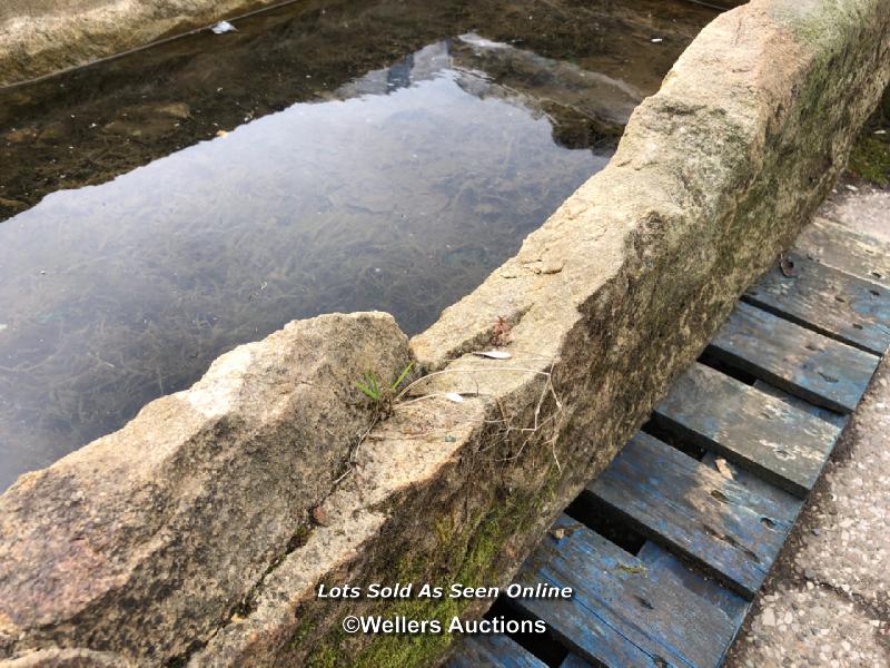 *A GRITSTONE TROUGH, 38CM (H) X 145CM (L) X 80CM (W) - Image 4 of 4