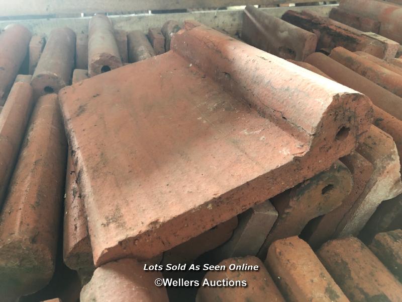 *BOX OF APPROX X160 9" ROLL TOP RED RIDGE TILES - Image 3 of 3