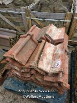*APPROX X40 ROLL TOP RED RIDGE ROOF TILES, 50CM (L)