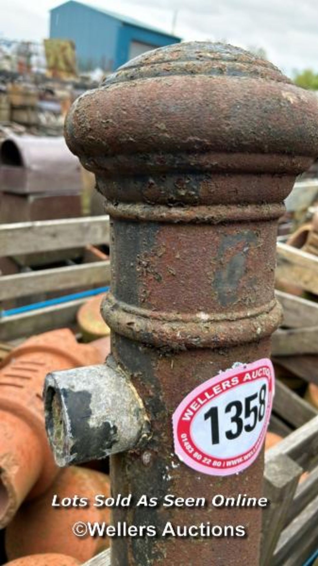*A PAIR OF HEAVY CAST IRON BOLLARDS, 130CM (H) - Image 2 of 4