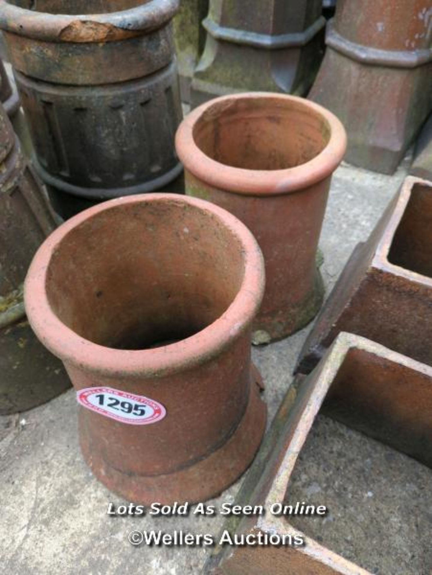 *X2 TERRACOTTA CHIMNEY POTS, 40CM (H)