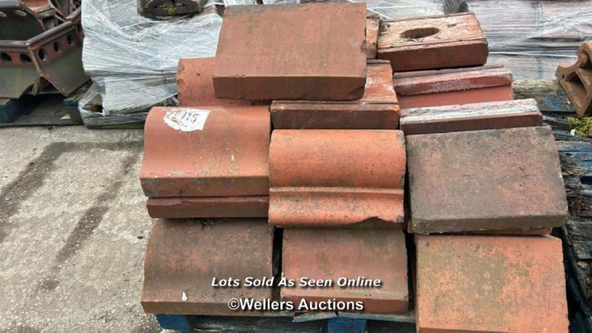 *APPROX X27 SADDLE BACK ROOF TILES, 30CM (W) X 30CM (L) - Image 2 of 2