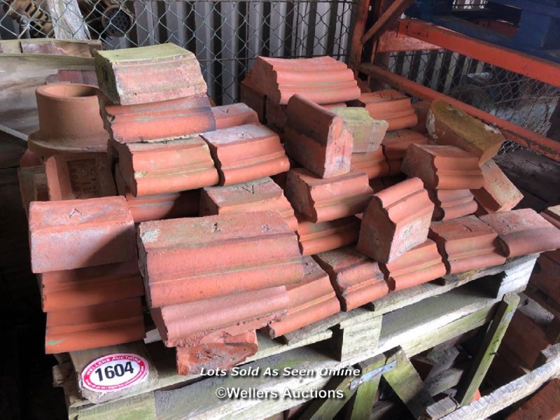 *APPROX X80 ASSORTED BRICK COPING, VARIOUS SIZES