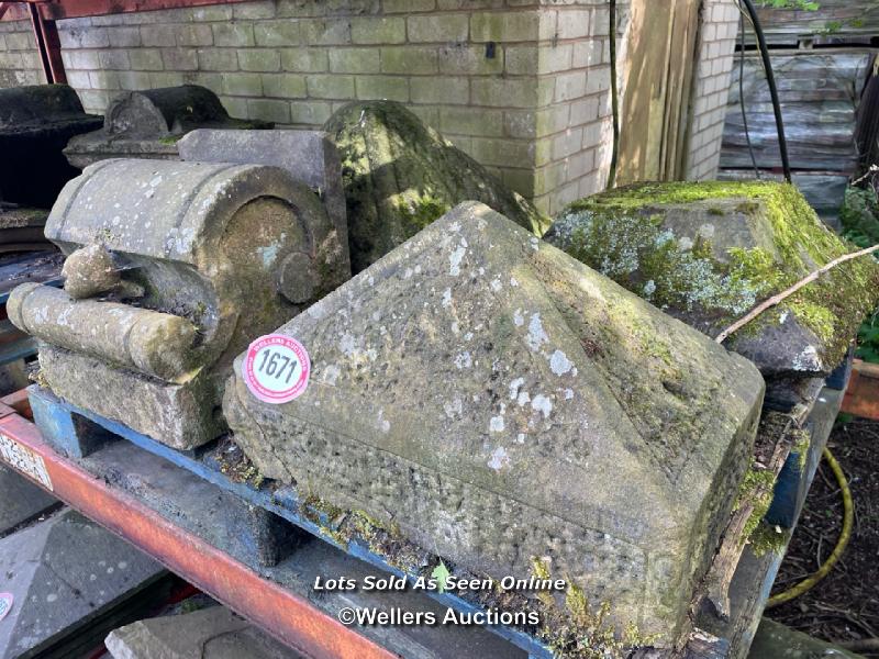 *X4 ASSORTED YORK STONE PIER CAPS AND COPING, VARIOUS SIZES