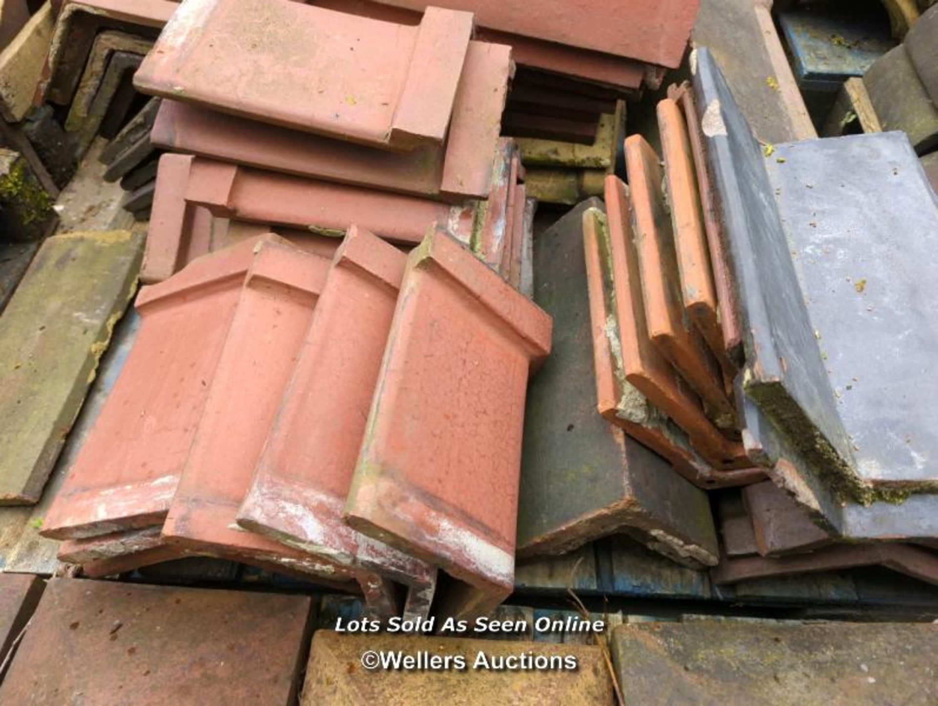 *APPROX X50 ASSORTED ANGLED RIDGE ROOF TILES, LARGEST 49CM (L) - Image 2 of 2
