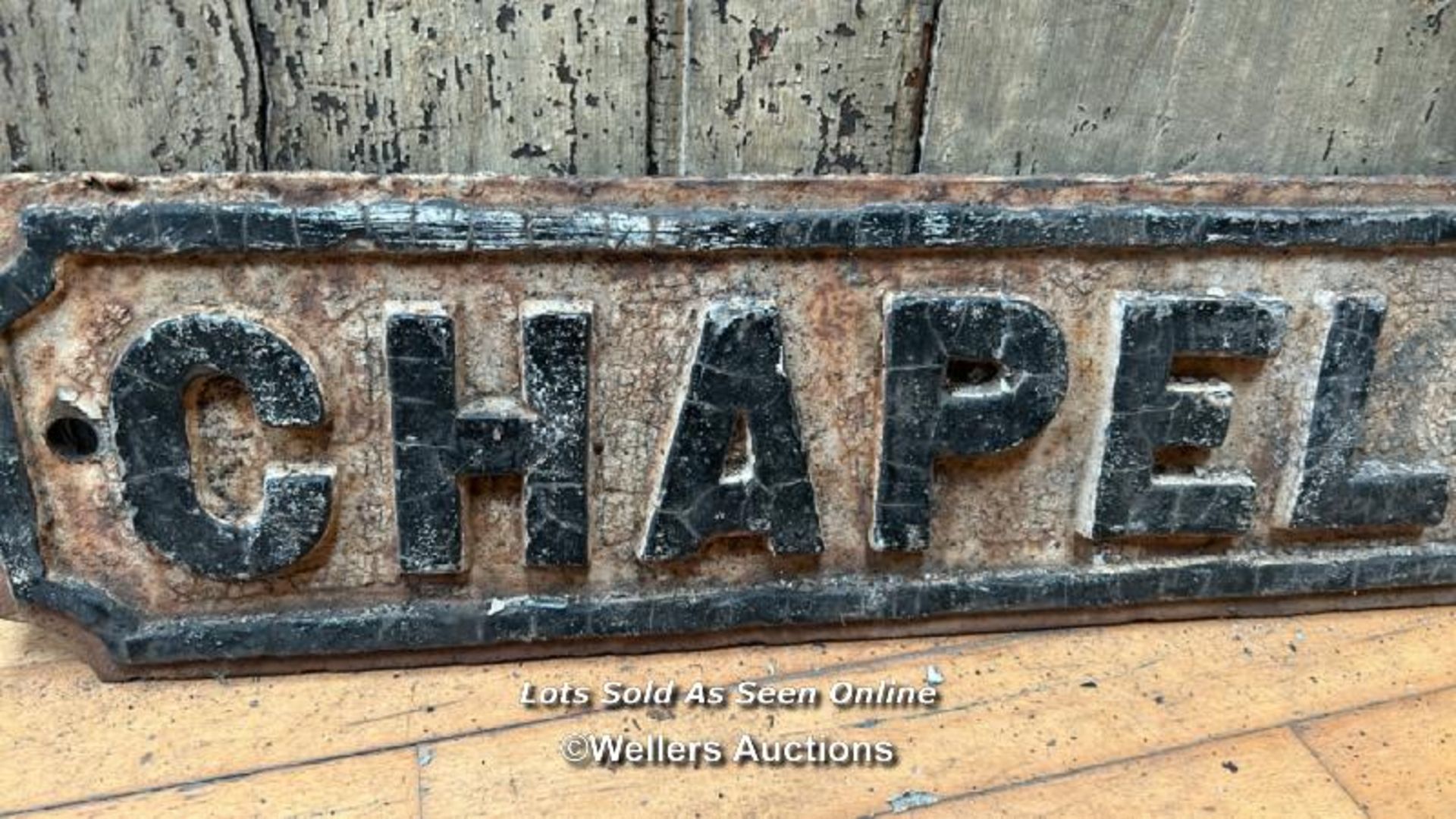 *ORIGINAL 'CHAPEL ST' CAST IRON STREET SIGN, 82CM (L) X 18CM (H) - Image 2 of 3