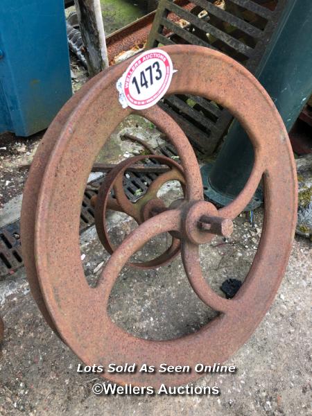 *A CAST IRON PULLEY WHEEL, 60CM (DIA)