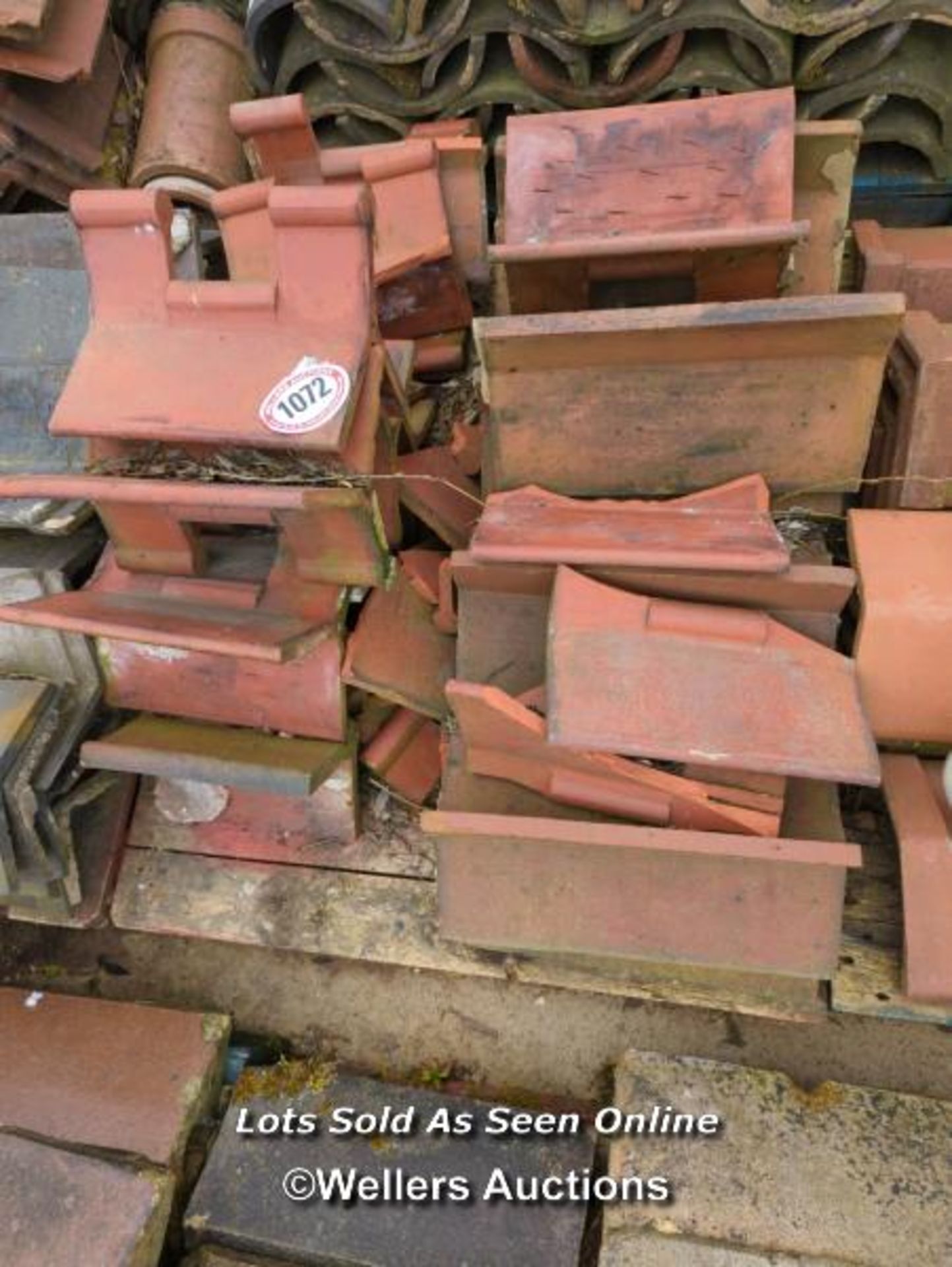 *APPROX X8 DECORATIVE ROOF TILES
