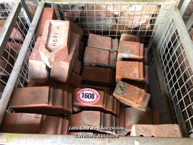*APPROX X100 ASSORTED BRICK COPING, VARIOUS SIZES (DOES NOT INCLUDE THE METAL STILLAGE)